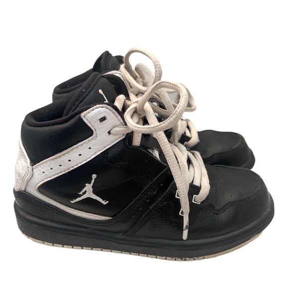 Nike Air Jordan’s - Picture 4 of 7